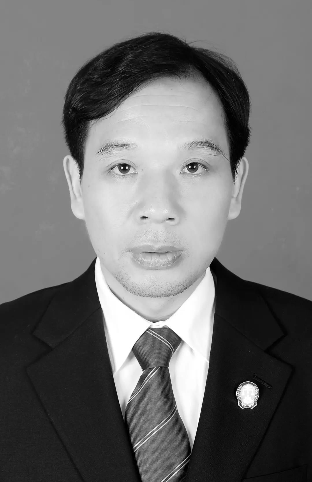 秦必先1.jpg